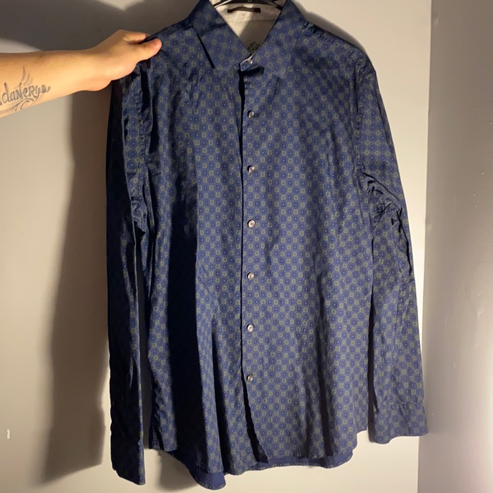 Long sleeve Button up